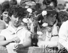 13.06.1987, Łódź, Polska.
Msza święta na lotnisku Łódź-Lublinek w czasie trzeciej pielgrzymki Ojca Świętego Jana Pawła II do Polski. 
Fot. Jerzy Szot, zbiory Ośrodka KARTA