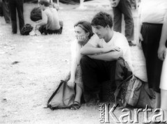 Czerwiec - sierpień 1991, Polska.
Czwarta pielgrzymka Ojca Świętego Jana Pawła II do Polski. Uczestnicy mszy świętej.
Fot. Jerzy Szot, zbiory Ośrodka KARTA