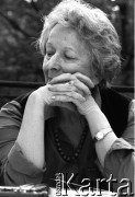 Lata 90-te, Polska.
Wisława Szymborska - poetka, laureatka Nagrody Nobla w dziedzinie literatury (1996 r.)
Fot. Jerzy Szot, zbiory Ośrodka KARTA
