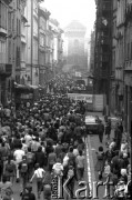 Sierpień 1984, Kraków , Polska.
IV Piesza Pielgrzymka Krakowska na ul. Floriańskiej.
Fot. Piotr Dylik, zbiory Ośrodka KARTA