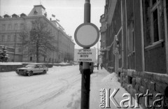 1989, Bielsko-Biała, Polska
Zaśnieżona ulica.
Fot. Piotr Dylik, zbiory Ośrodka KARTA