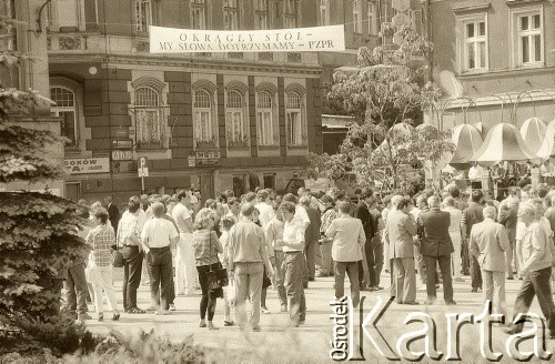 1989, Polska.
