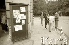 1989, Polska.
Wybory parlamentarne - ogłoszenia wyborcze.
Fot. Piotr Dylik, zbiory Ośrodka KARTA