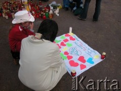 07.04.2005, Kraków, Polska.
Biały Marsz. 
Fot. Piotr Dylik, zbiory Ośrodka KARTA