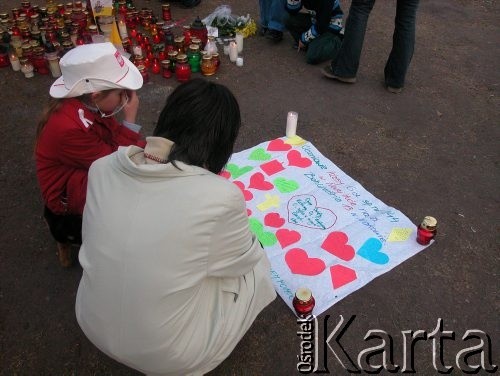 07.04.2005, Kraków, Polska.
Biały Marsz. 
Fot. Piotr Dylik, zbiory Ośrodka KARTA
