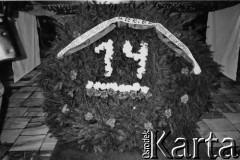 16.12.1984, Gdańsk, Polska.
14. rocznica Grudnia 1970. Uroczystości w kościele pw. św. Brygidy w Gdańsku. Na zdjęciu wieniec złożony przez NSZZ 