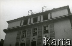 15.12.1970, Gdańsk, Polska.
Wydarzenia grudniowe, płonący gmach Komitetu Wojewódzkiego PZPR. 
Fot. Jan Juchniewicz, zbiory Ośrodka KARTA