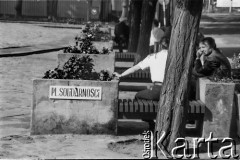 1988, Gdańsk, Polska.
Tabliczka z napisem: 