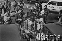 2.05.1990, Warszawa, Polska.
Happening Pomarańczowej Alternatywy: 