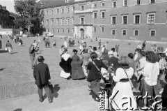 2.05.1990, Warszawa, Polska.
Happening Pomarańczowej Alternatywy: 