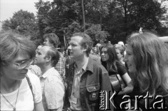Czerwiec 1981, Poznań, Polska.
Obchody 25. rocznicy Czerwca 1956. Adam Michnik wśród tłumu.
Fot. Witold Górka, zbiory Ośrodka KARTA