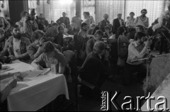 Czerwiec 1981, Poznań, Polska.
Obchody 25. rocznicy Czerwca 1956. Uczestnicy dyskusji podczas prezentacji książki pt. 