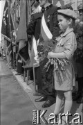 27.06.1981, Poznań, Polska.
Delegacja górnicza i harcerze podczas uroczystości odsłonięcia tablicy upamiętniającej Romka Strzałkowskiego, który zginął podczas Czerwca 1956.
Fot. Witold Górka, zbiory Ośrodka KARTA