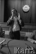 Lipiec 1981, Kraków, Polska.
Lech Wałęsa podczas spotkania z mieszkańcami Nowej Huty i pracownikami Huty im. Lenina.
Fot. Witold Górka, zbiory Ośrodka KARTA