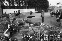 Wrzesień 1981, Gdańsk, Polska.
Składanie wieńców pod Pomnikiem Poległych Stoczniowców 1970. Fotografia wykonana podczas obrad I Krajowego Zjazdu Delegatów NSZZ 