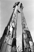 Wrzesień 1981, Gdańsk, Polska.
Pomnik Poległych Stoczniowców 1970. Fotografia wykonana podczas obrad I Krajowego Zjazdu Delegatów NSZZ 