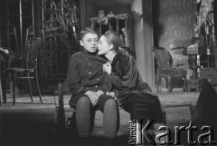 Kwiecień 1982, Łódź, Polska.
Teatr im. Stefana Jaracza. Przedstawienie 