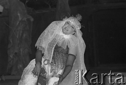 Marzec 1986, Kraków, Polska.
Teatr im. Juliusza Słowackiego. Przedstawienie: 