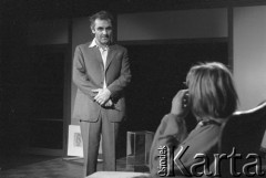 Październik 1985, Kraków, Polska.
Teatr im. Juliusz Słowackiego. Przedstawienie: Oni, Stanisław Ignacy Witkiewicz. Reżyseria: Rudolf Zioło. Premiera 6 października 1985. 
Fot. Witold Górka, zbiory Ośrodka KARTA
