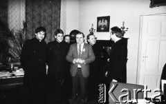 27.02.1989, Wrocław, Polska.
Wizyta Lecha Wałęsy. Spotkanie w parafii Św. Klemensa Dworzaka przy Alei Pracy.
Fot. Mieczysław Michalak, zbiory Ośrodka KARTA