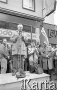 Maj 1989, Wrocław, Polska. 
Kampania wyborcza przed wyborami parlamentarnymi. Przemawia kandydat Komitetu Obywatelskiego 