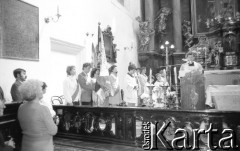 Lata 80., Częstochowa, Polska.
Pielgrzymka Ludzi Pracy na Jasną Górę, msza święta.
Fot. Mieczysław Michalak, zbiory Ośrodka KARTA
