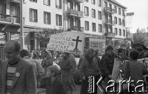 28.04.1990, Wrocław, Polska.
Manifestacja Ruchu Wolność i Pokój pod hasłem 