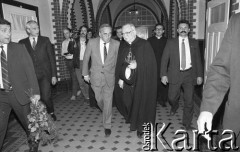 25.05.1990, Wrocław, Polska.
Wizyta premiera Tadeusza Mazowieckiego. Spotkanie z kardynałem Henrykiem Gulbinowiczem.
Fot. Mieczysław Michalak, zbiory Ośrodka KARTA


