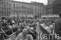 1990, Wrocław, Polska.
Kampania wyborcza przed wyborami samorządowymi. Spotkanie kandydatów Wrocławskiego Komitetu Obywatelskiego 