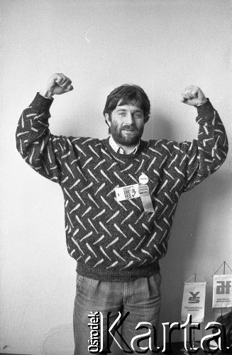 1990, Wrocław, Polska.
Władysław Frasyniuk podczas kampanii wyborczej przed wyborami samorządowymi.
Fot. Mieczysław Michalak, zbiory Ośrodka KARTA