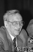 1990, Wrocław, Polska.
Kampania prezydencka Tadeusza Mazowieckiego, spotkanie na Politechnice Wrocławskiej.
Fot. Mieczysław Michalak, zbiory Ośrodka KARTA