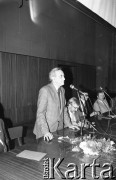 1990, Wrocław, Polska.
Kampania prezydencka Tadeusza Mazowieckiego, spotkanie na Politechnice Wrocławskiej.
Fot. Mieczysław Michalak, zbiory Ośrodka KARTA