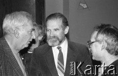 26-27.01.1991, Warszawa, Polska.
Gustaw Holoubek, Bronisław Geremek i Jan Lityński (od lewej) na I Krajowym Zjeździe Ruchu Obywatelskiego - Akcja Demokratyczna (ROAD).
Fot. Mieczysław Michalak, zbiory Ośrodka KARTA