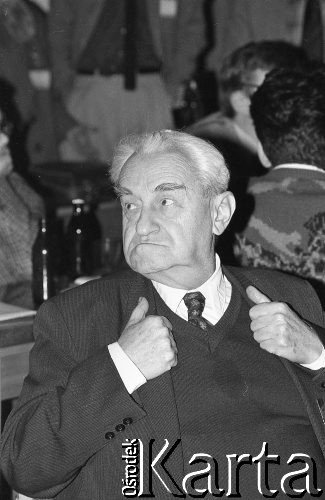 26-27.01.1991, Warszawa, Polska.
Jerzy Turowicz na I Krajowym Zjeździe Ruchu Obywatelskiego - Akcja Demokratyczna (ROAD).
Fot. Mieczysław Michalak, zbiory Ośrodka KARTA