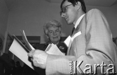 23-24.04.1994, Warszawa, Polska. 
Roman Traczyk i Zofia Kuratowska na kongresie założycielskim Unii Wolności. 
Fot. Mieczysław Michalak, zbiory Ośrodka KARTA