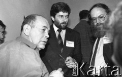 23-24.04.1994, Warszawa, Polska.
Kongres założycielski Unii Wolności, z lewej Jacek Kuroń, w środku Władysław Frasyniuk.
Fot. Mieczysław Michalak, zbiory Ośrodka KARTA