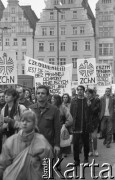 Lata 90., Wrocław, Polska.
Marsz przeciwników aborcji.
Fot. Mieczysław Michalak, zbiory Ośrodka KARTA