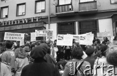 Lata 90., Wrocław, Polska.
Marsz przeciwników aborcji.
Fot. Mieczysław Michalak, zbiory Ośrodka KARTA