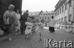 Lata 90., Wrocław, Polska.
Procesja Bożego Ciała.
Fot. Mieczysław Michalak, zbiory Ośrodka KARTA