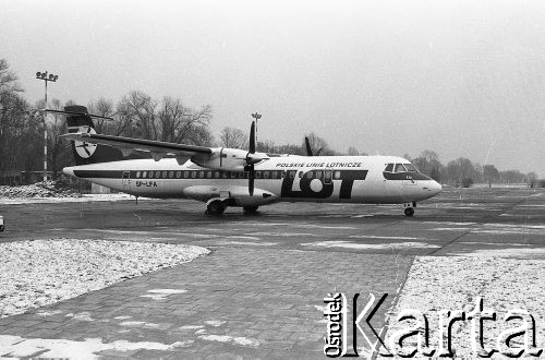 Lata 90., Wrocław-Starachowice, Polska.
Przebudowa lotniska.
Fot. Mieczysław Michalak, zbiory Ośrodka KARTA