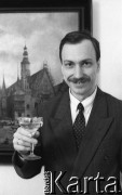 Lata 90., Wrocław, Polska.
Prezydent miasta Bogdan Zdrojewski.
Fot. Mieczysław Michalak, zbiory Ośrodka KARTA