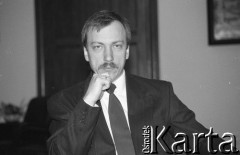 Lata 90., Wrocław, Polska.
Prezydent miasta Bogdan Zdrojewski.
Fot. Mieczysław Michalak, zbiory Ośrodka KARTA