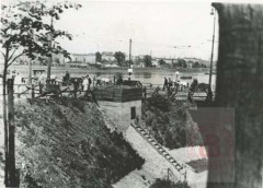 1939-1944, Warszawa. 
Niemieckie umocnienia na Wiśle. 
Fot. NN, Studium Polski Podziemnej w Londynie