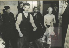 Maj 1945, Dössel, Niemcy.
Polscy jeńcy wojenni w Oflagu VI B Dössel po wyzwoleniu. 
Fot. NN, Studium Polski Podziemnej w Londynie