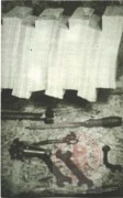 1940-1944, Warszawa. 
Drukarni Biura Informacji i Propagandy Komendy Głównej Związki Walki Zbrojnej – Armii Krajowej. Narzędzia drukarskie. 
Fot. NN, Studium Polski Podziemnej w Londynie