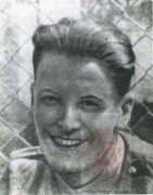 1940-1943, Warszawa. 
Harcerz Szarych Szeregów, bohater książki Aleksandra Kamińskiego 
