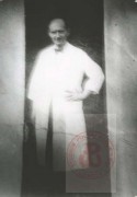 1930-1940, brak miejsca.  
Por. dr  Sebastian 