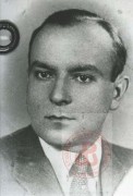 1939-1945, brak miejsca.  
Kapitan Ryszard Krzywicki ps. Szymon - adiutant trzech kolejnych dowódców Polskiego Państwa Podziemnego.
Fot. NN, Studium Polski Podziemnej w Londynie