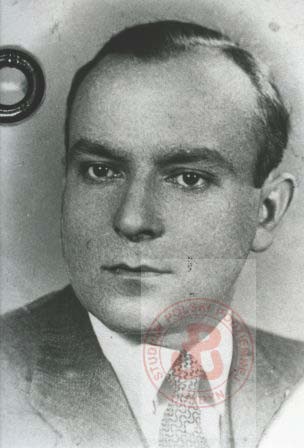 1939-1945, brak miejsca.  
Kapitan Ryszard Krzywicki ps. Szymon - adiutant trzech kolejnych dowódców Polskiego Państwa Podziemnego.
Fot. NN, Studium Polski Podziemnej w Londynie