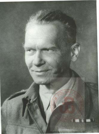 1945-1947, Wielka Brytania.
Szef gabinetu Naczelnego Wodza i przewodniczący Komisji Historycznej Armii Krajowej przy sztabie głównym w Londynie generał Tadeusz Pełczyński. 
Fot. NN, Studium Polski Podziemnej w Londynie
